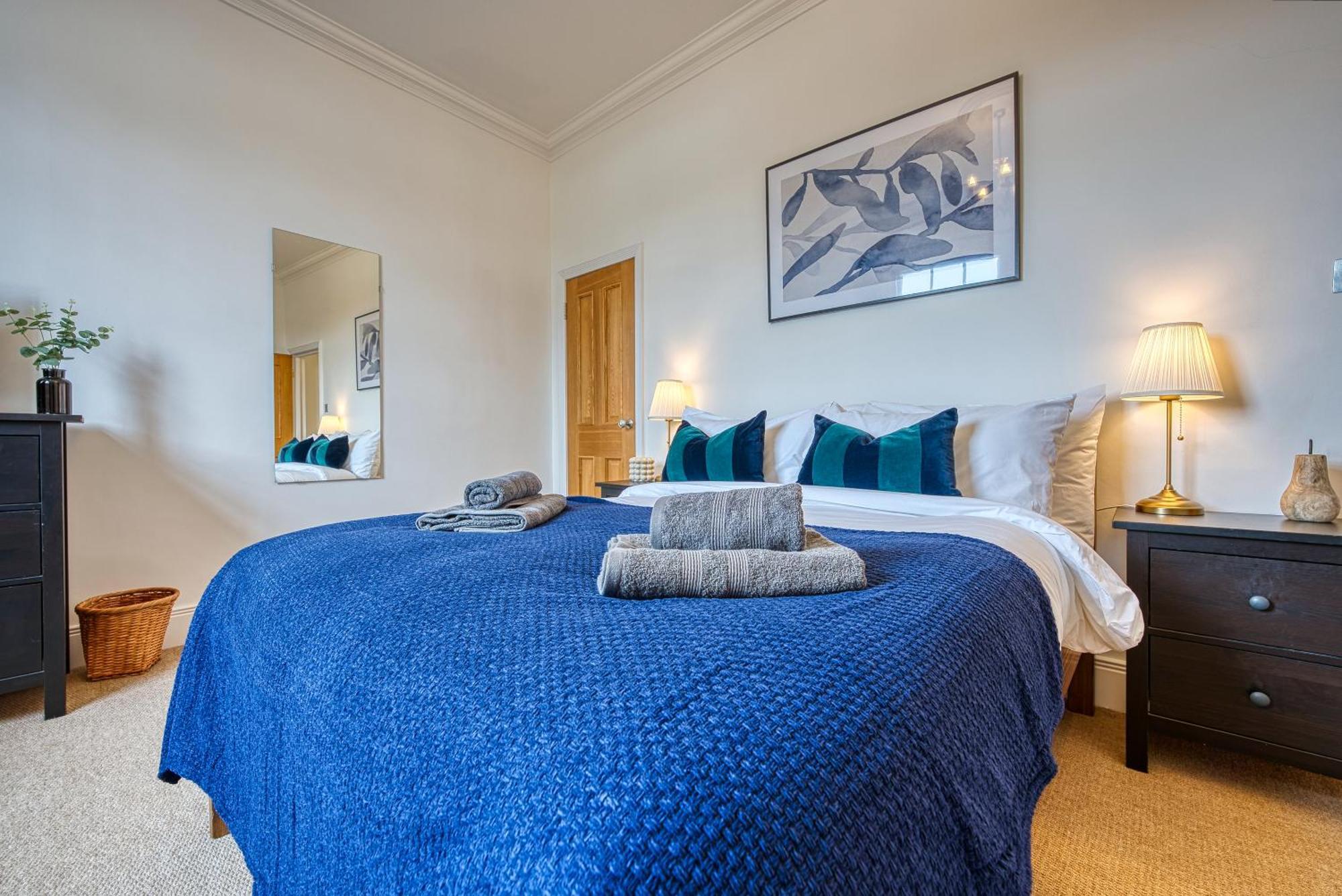 2 Bed Stunning Chic Modern Spacious Apt, Ocean Village, Southampton - Plenty Of Parking - By Blue Puffin Stays 外观 照片