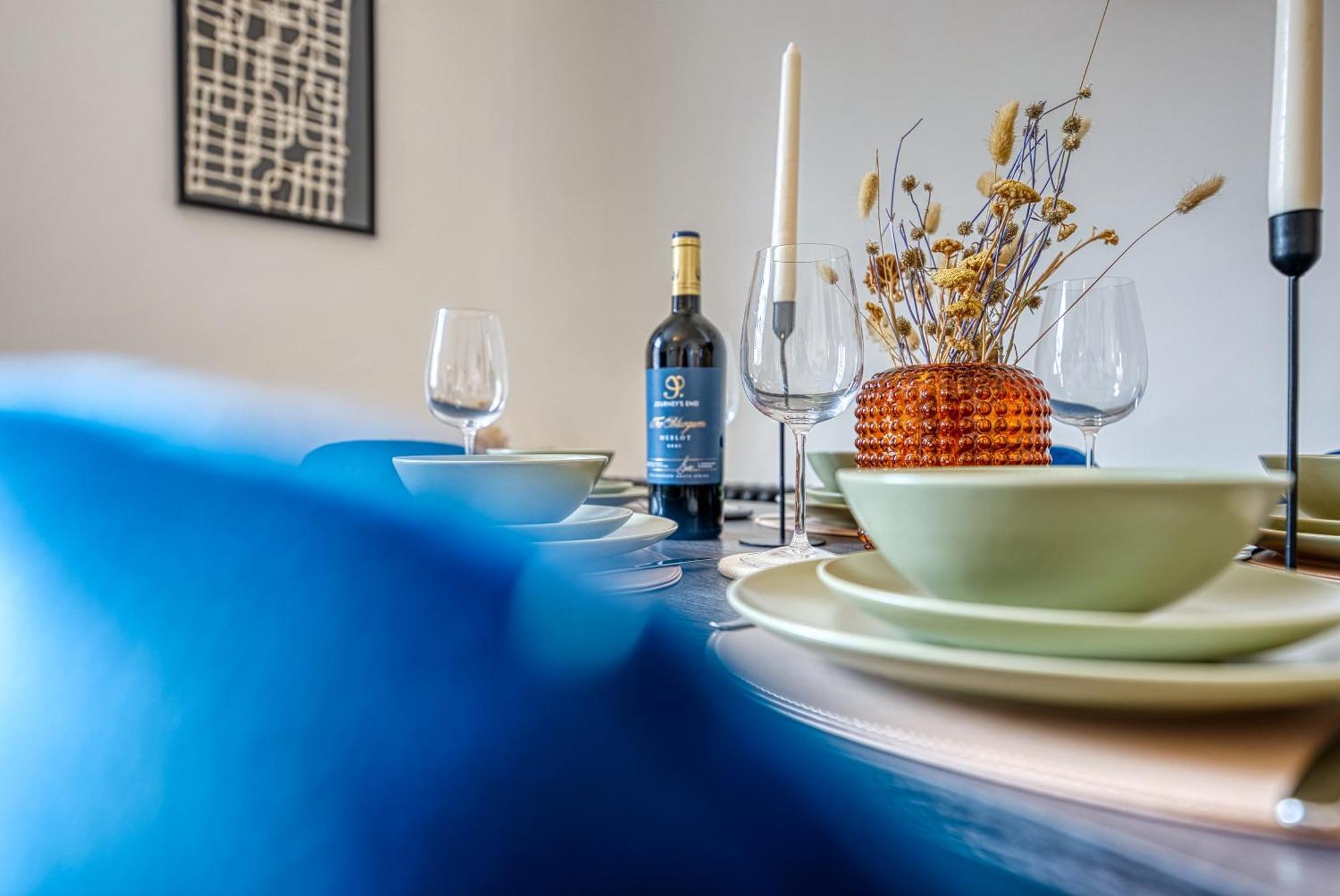 2 Bed Stunning Chic Modern Spacious Apt, Ocean Village, Southampton - Plenty Of Parking - By Blue Puffin Stays 外观 照片